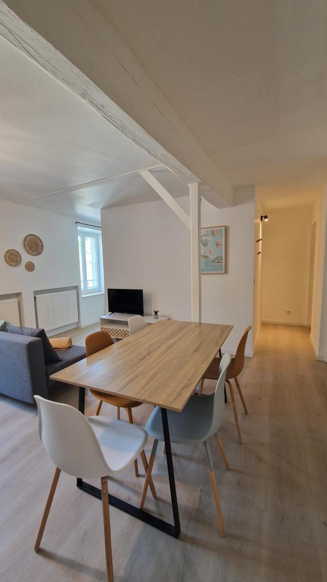 Ferienwohnung Le Bourg Lagnieu Exterior foto